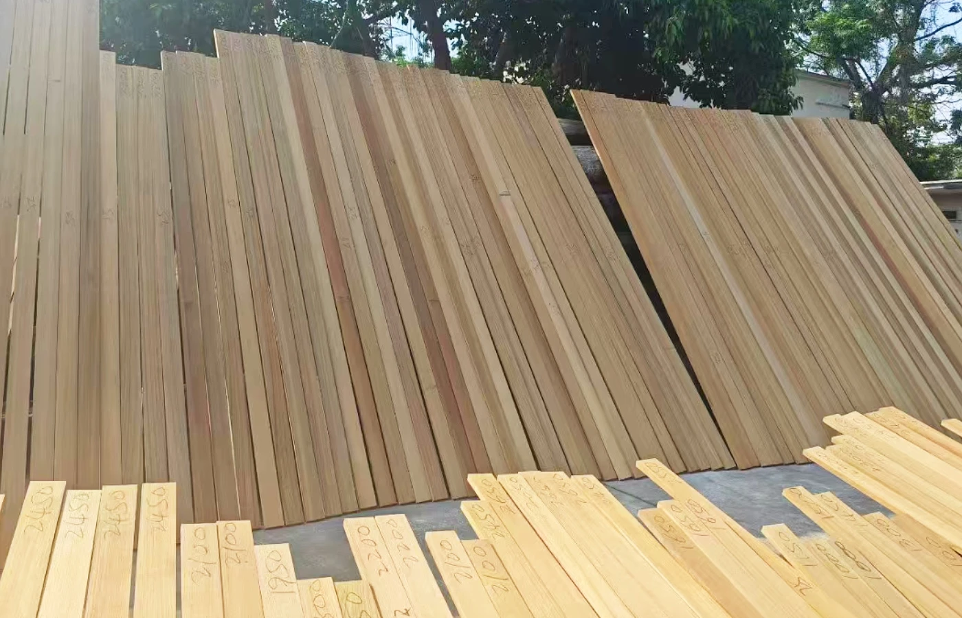 Wood Selection and Moisture Control Wood Selection and Moisture Control